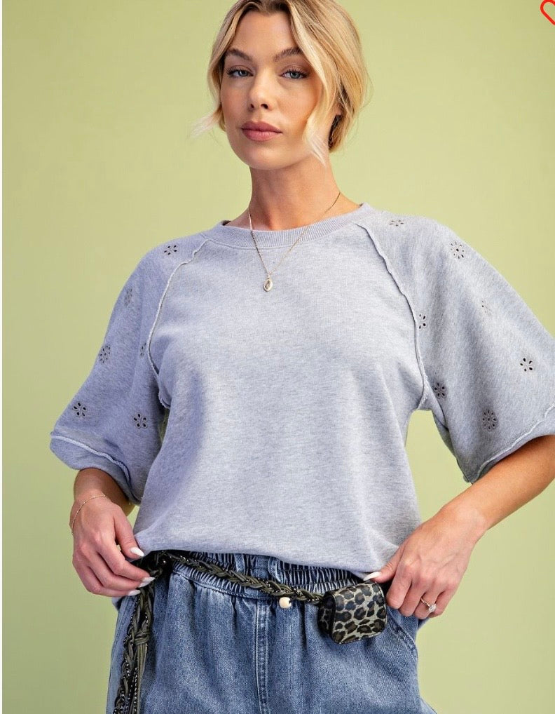 Balloon sleeve eyelet top
