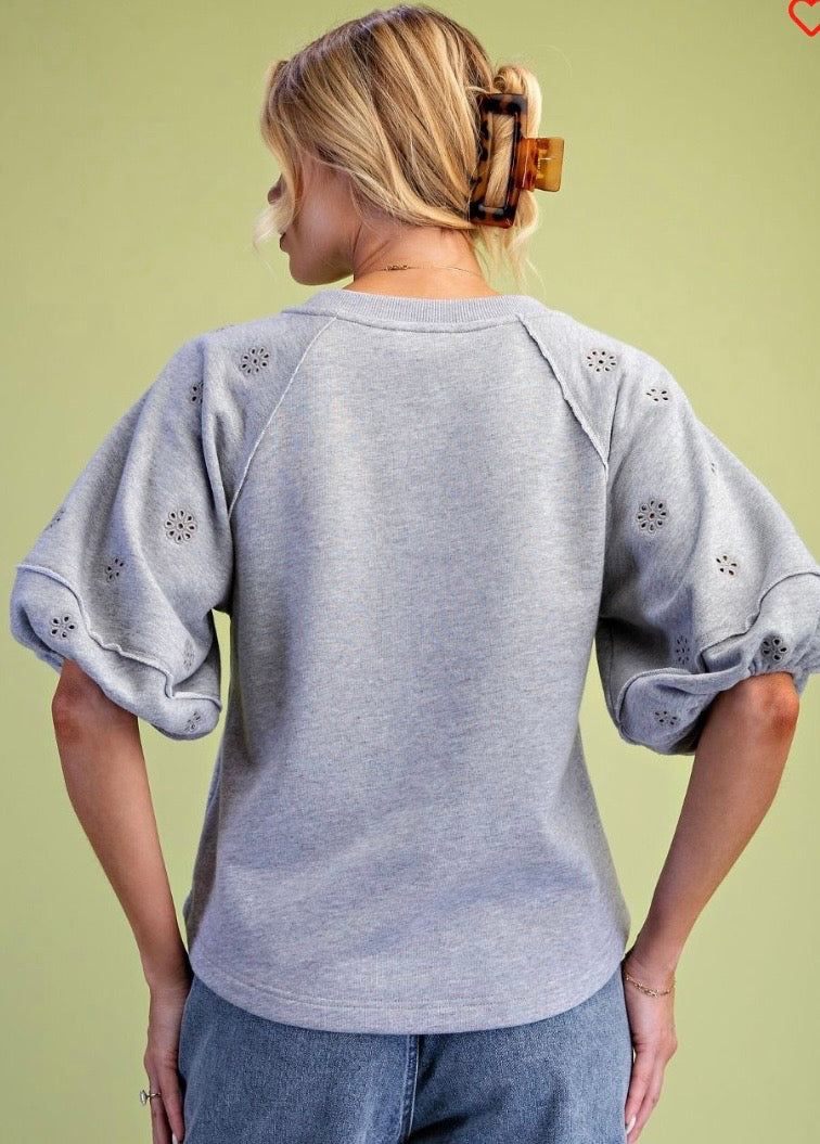 Balloon sleeve eyelet top