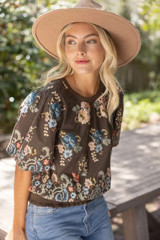 Voy floral embroidered top