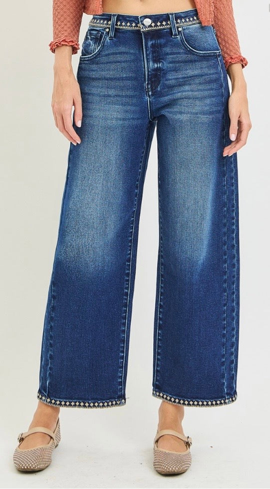Mckinlee Slouchy Cropped barrel w/embroidery
