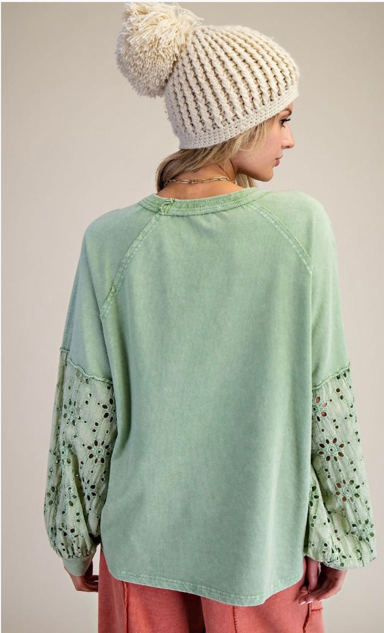 Eyelet lace washed pullover