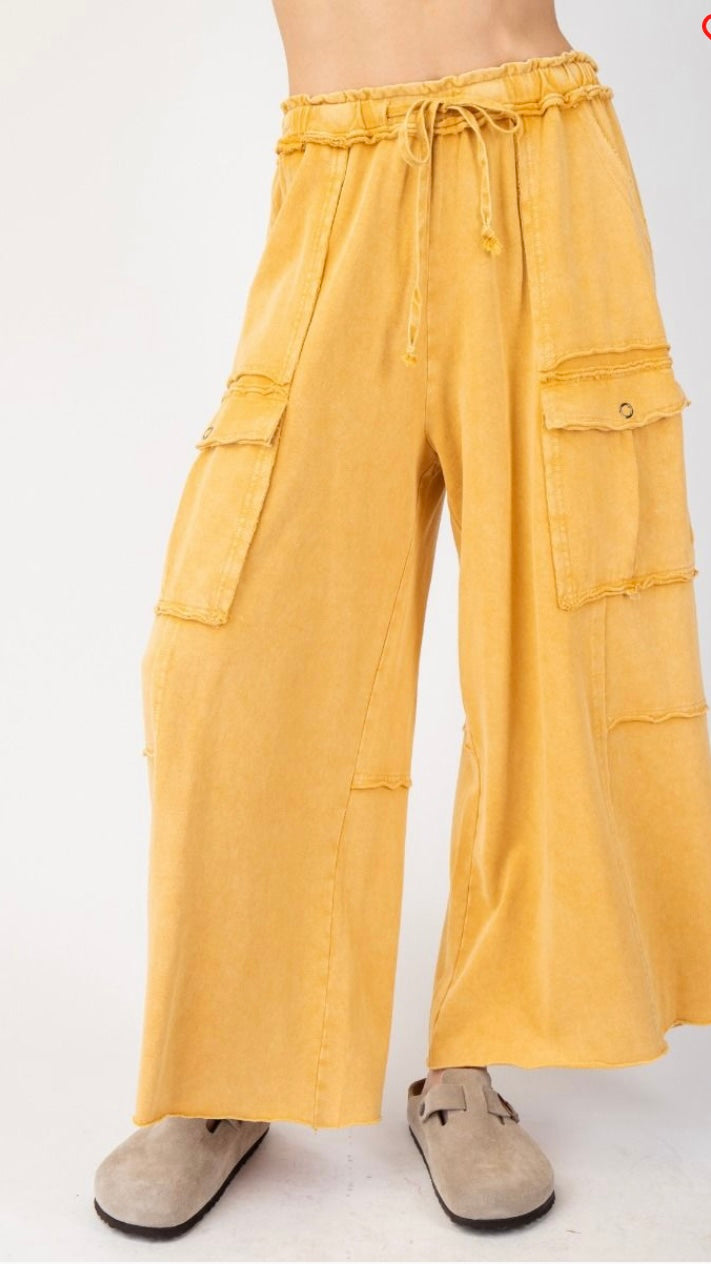 Washed wide leg terry cargo pants