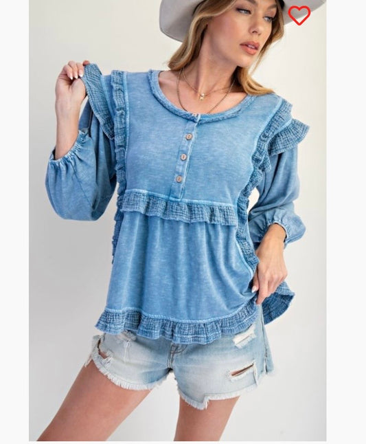 3/4 sleeve ruffle detail washed top