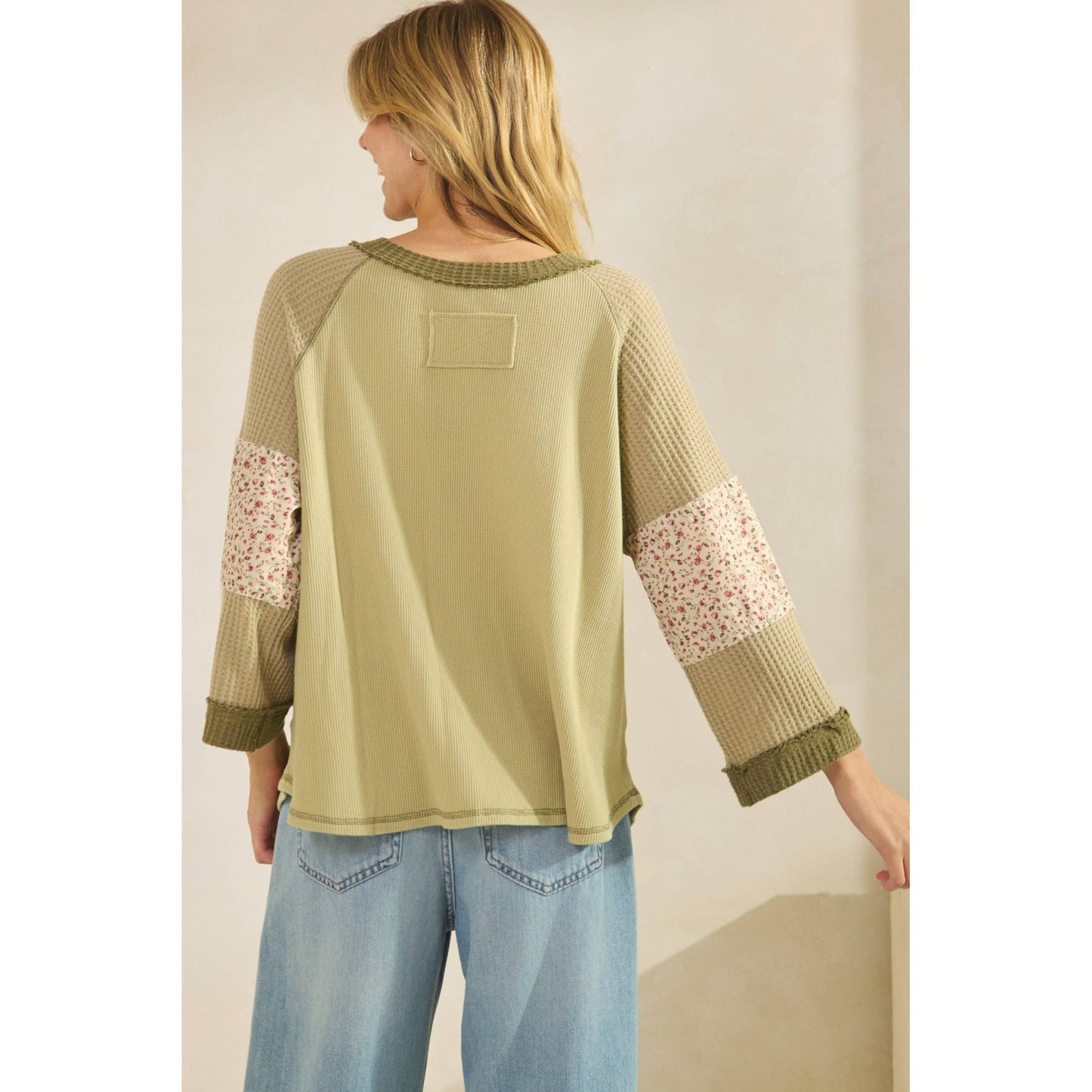 BLOSSOM PATCHWORK WAFFLE TOP (ST7886)