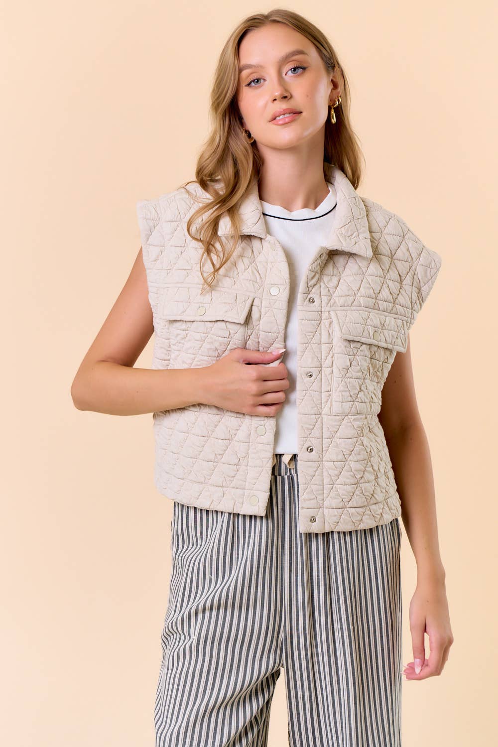 QUILTED POINT COLLAR FLAP PATCHED POCKET VEST - 10626J-1