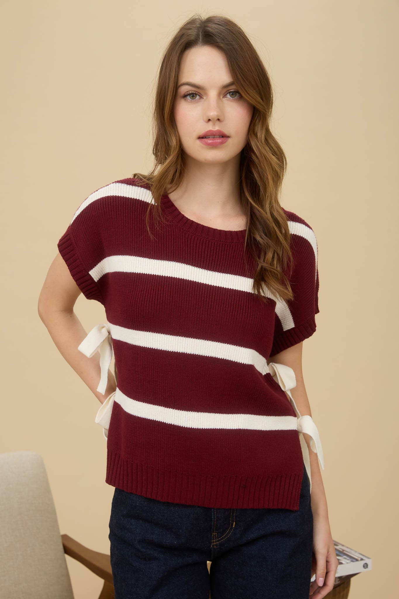 STRIPE SIDE TIE SHORT SLEEVE KNIT SWEATER