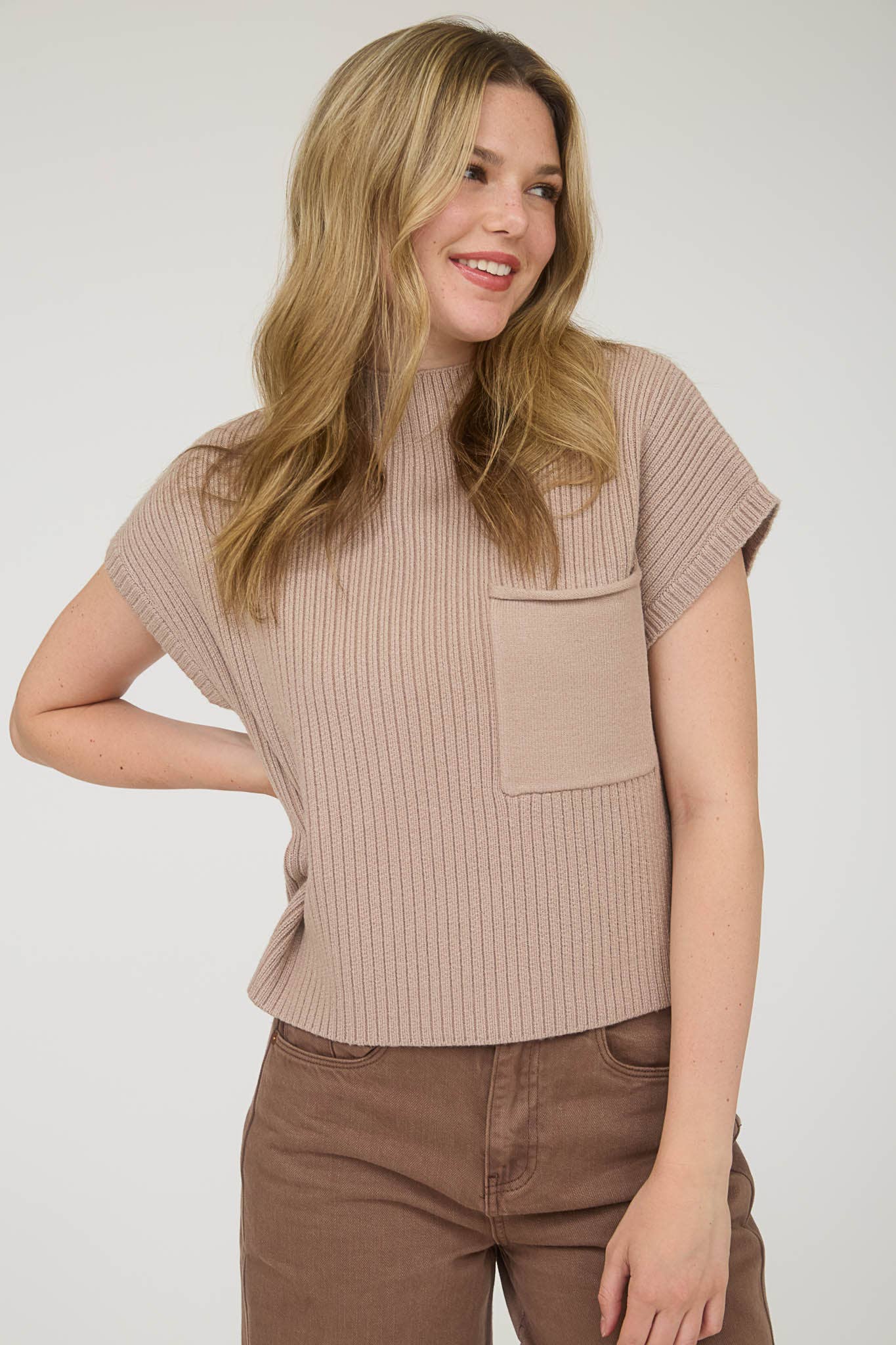 MOCK NECK POCKET DETAIL SHORT SLEEVE KNIT SWEATER