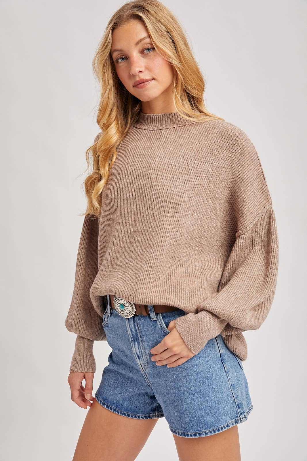 RIBBED MOCK NECK PULLOVER