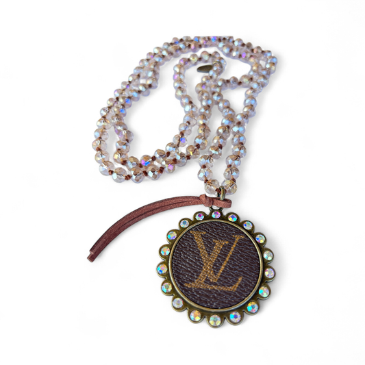 Junk And The Gypsy - Linen AB Beaded Necklace 