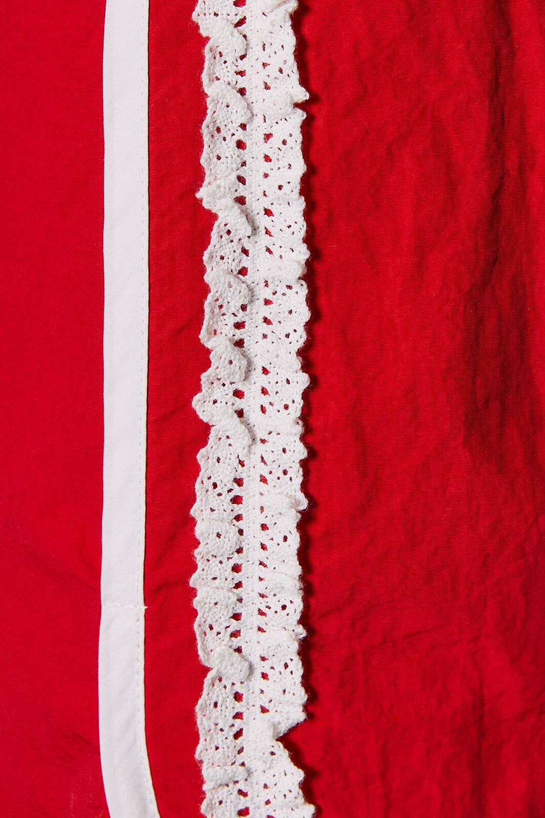 LE LIS - ELASTIC WAIST LACE TRIM DETAIL LOW WAIST TRACK SHORTS