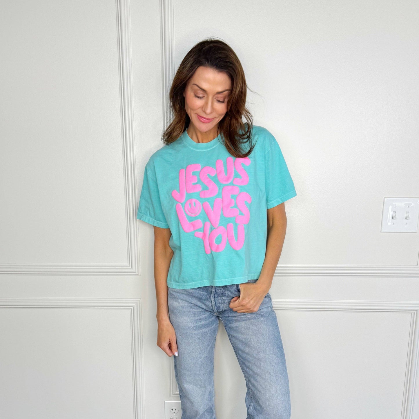 Poppy & Pine - Smiley Jesus Loves You Puff Cropped Tee