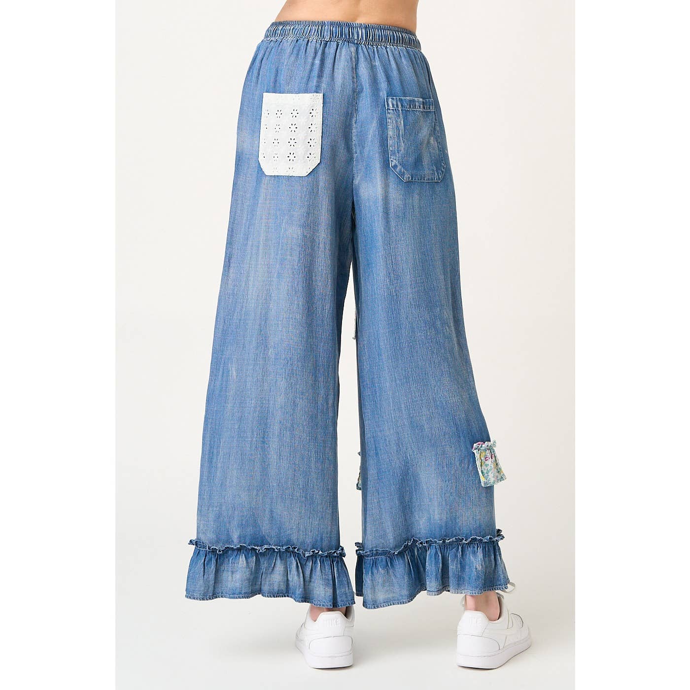 Eyelet widE LEG PANTS