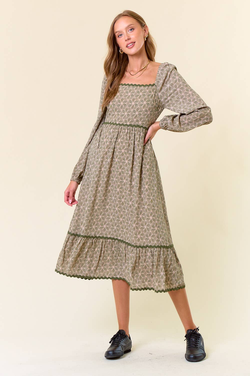 Floral Square Neck Lace Tiered Midi Dress - 27847D