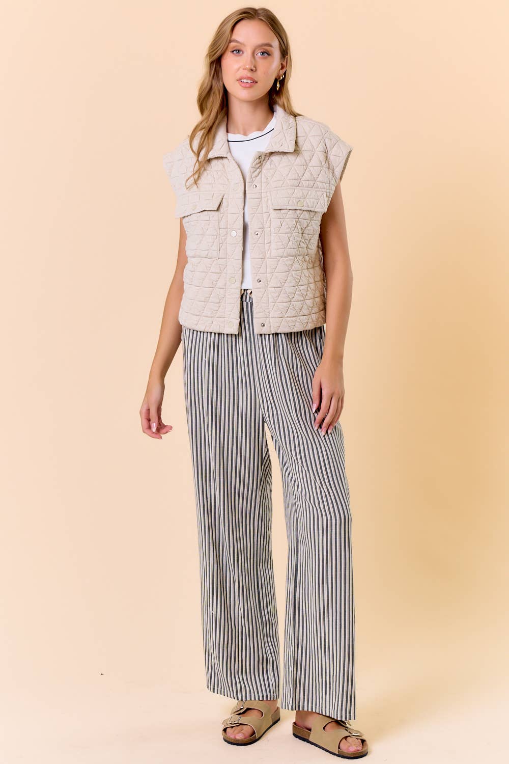 QUILTED POINT COLLAR FLAP PATCHED POCKET VEST - 10626J-1