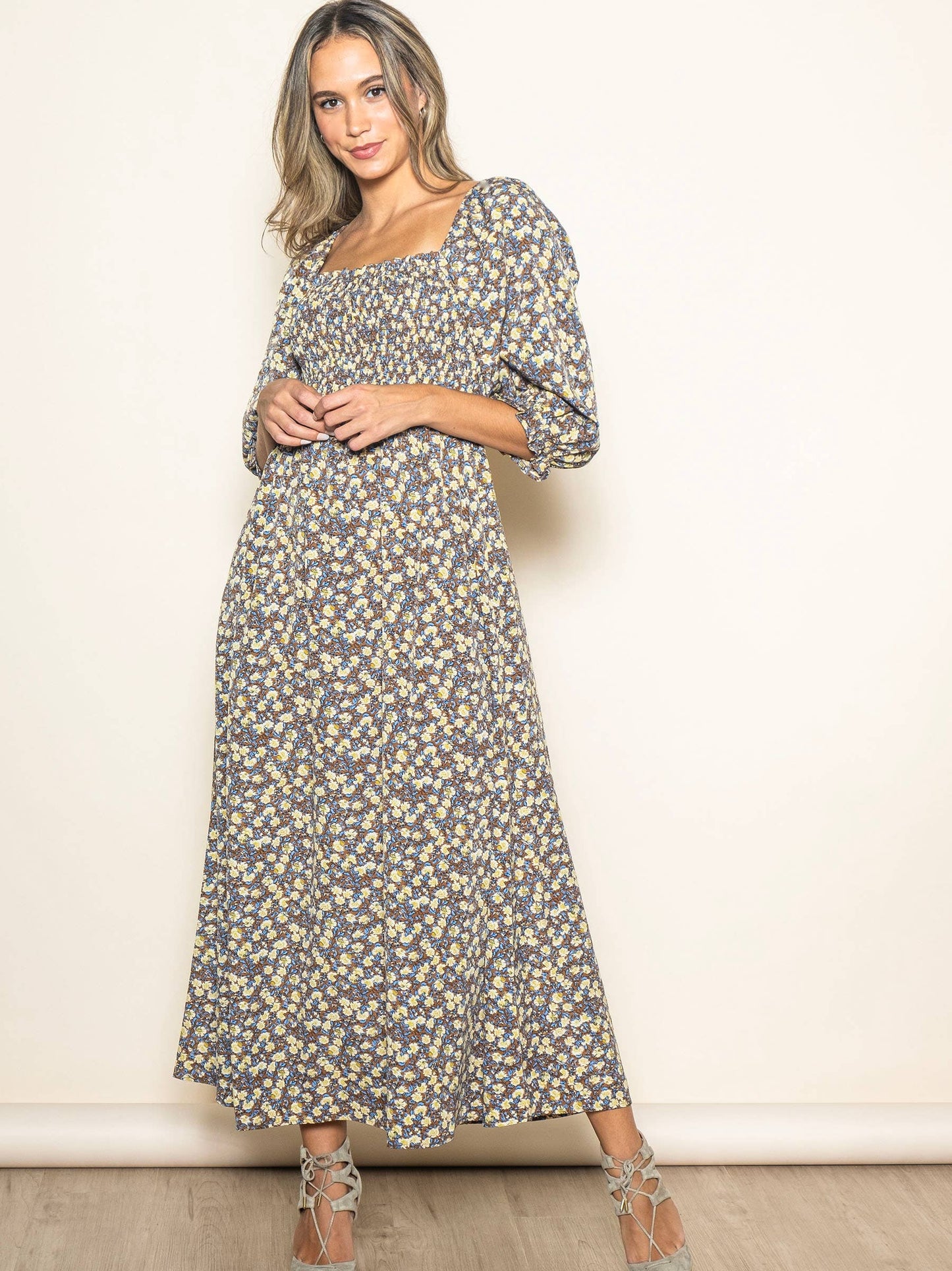 Floral Print Ruffle Detail Smocked Maxi Dress with Pockets