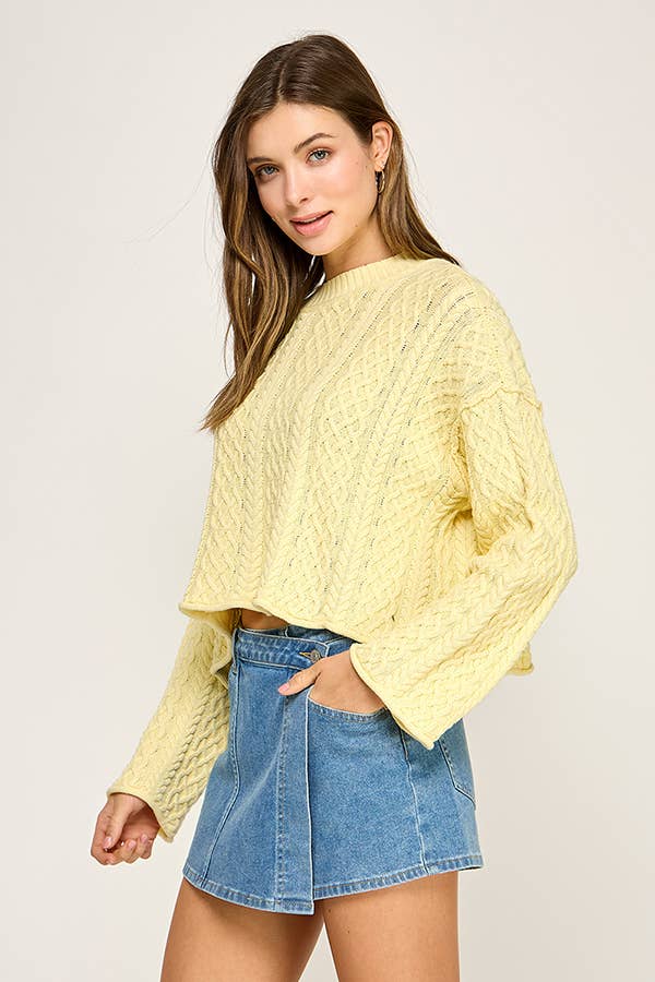 CROPPED CABLE KNIT PULLOVER