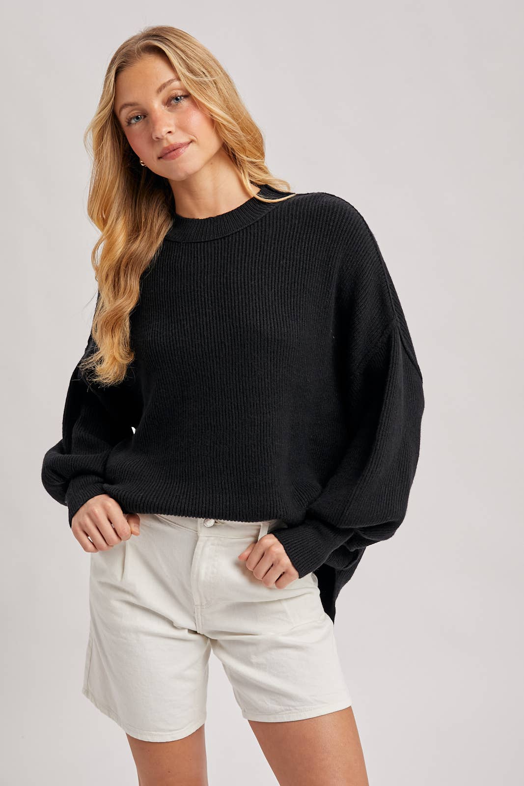 RIBBED MOCK NECK PULLOVER