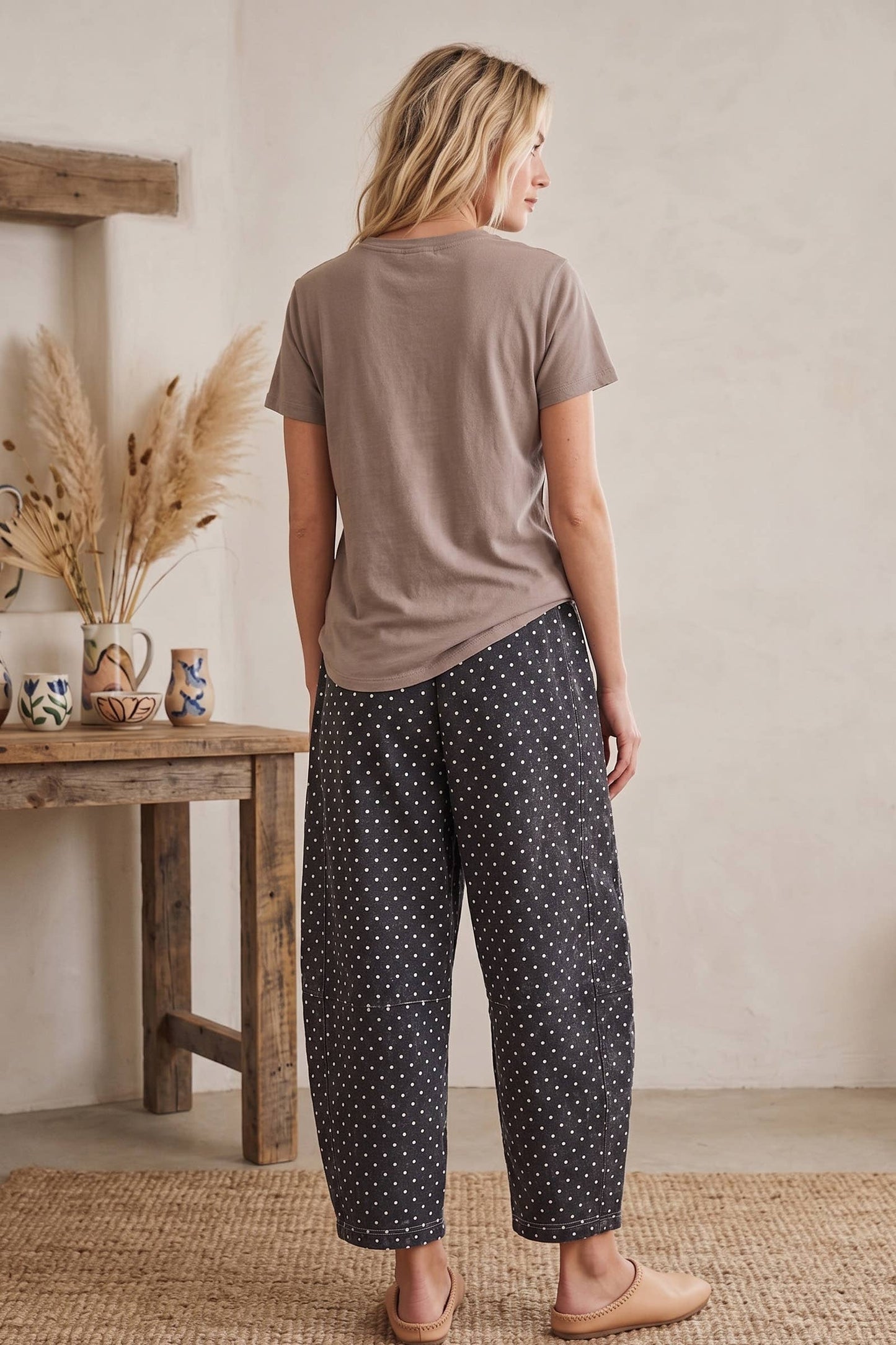 Sewn and Seen - Oversized Mineral Washed Scuba Barrel Lounge Pants: BLACKISH CHARCOAL / M