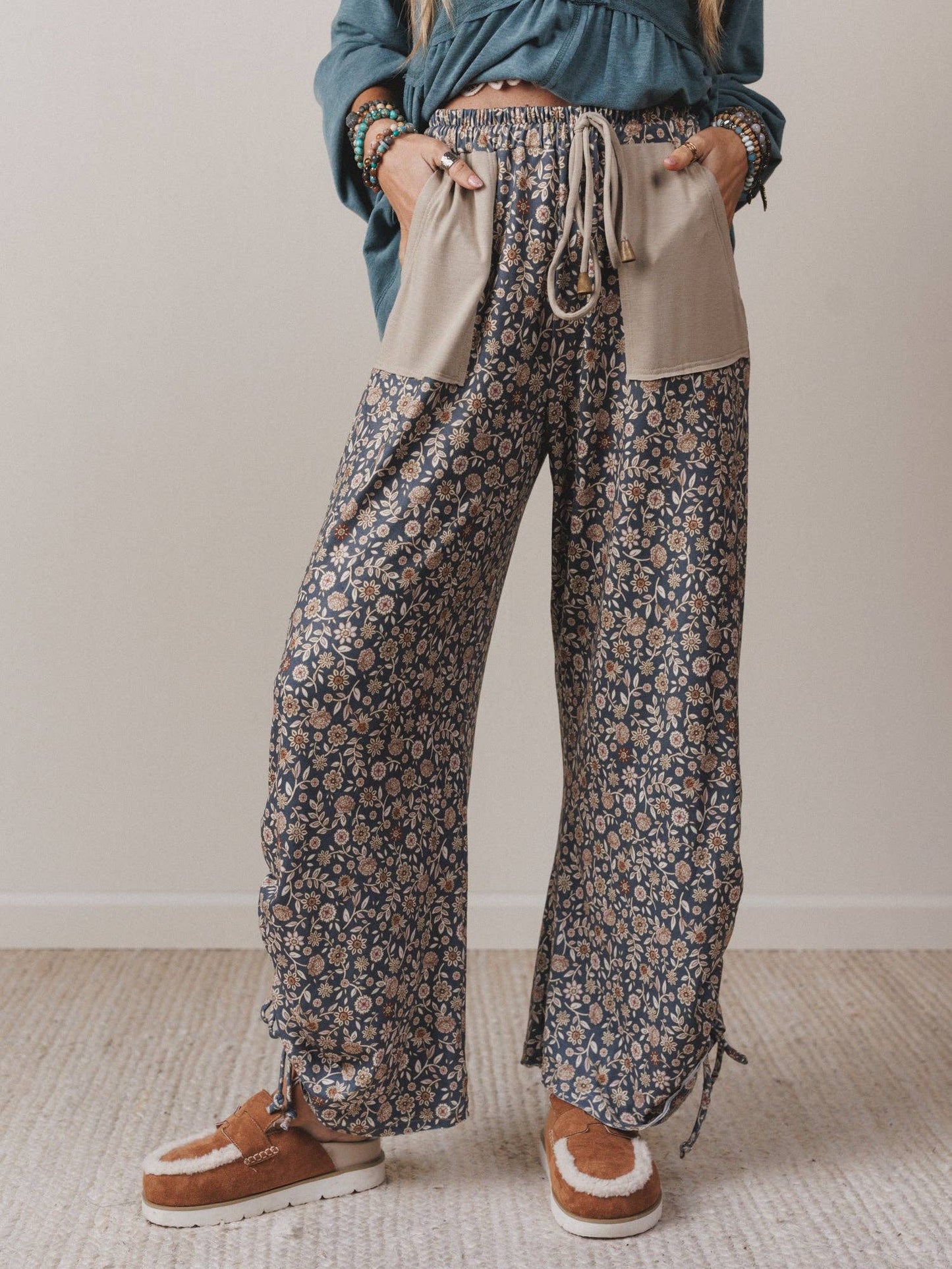 Three Bird Nest - Pushing Daisies Drawstring Pants - Charcoal