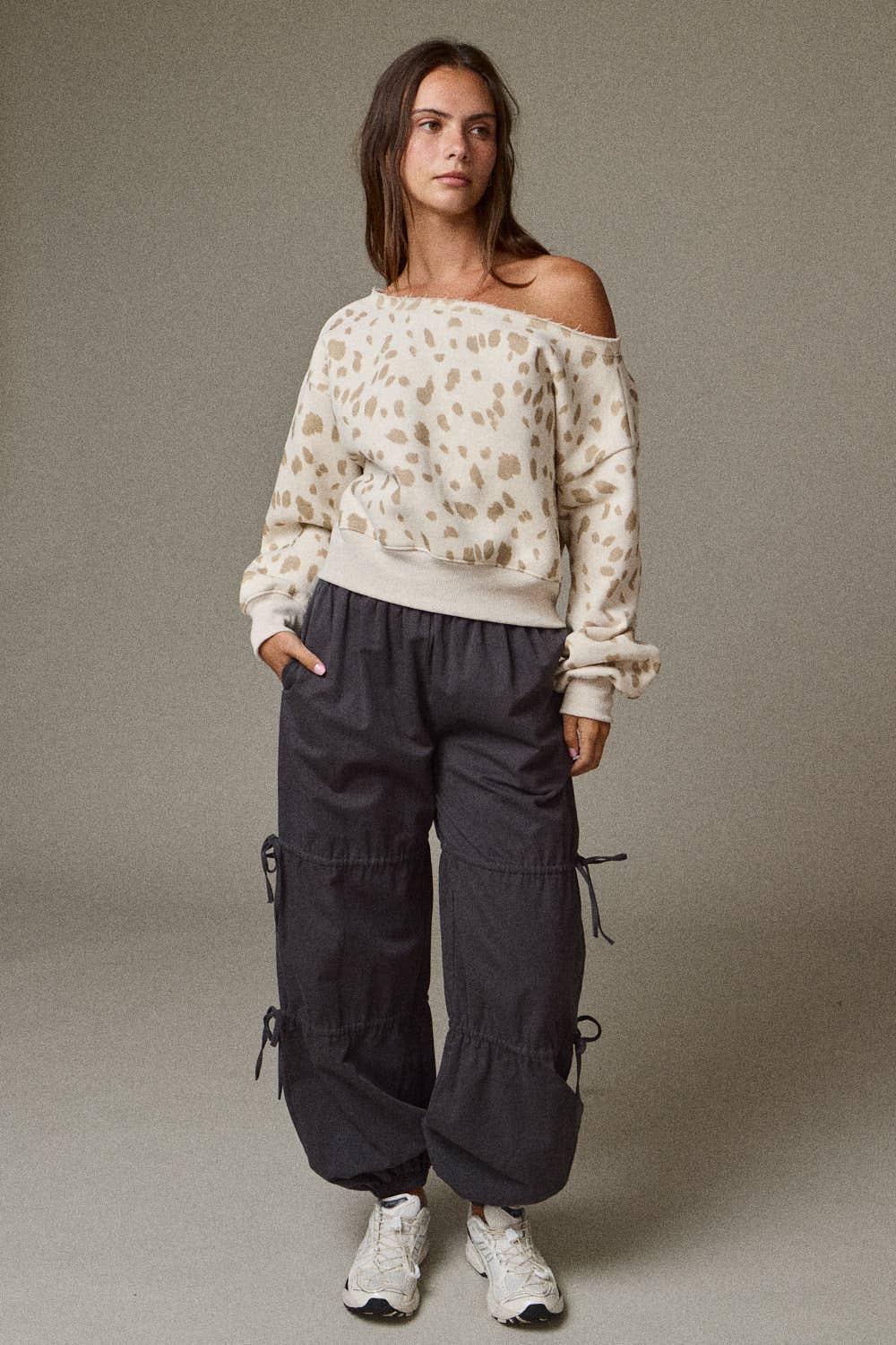 PT17835-3-ANIMAL PRINT BOAT NECK LS TOP