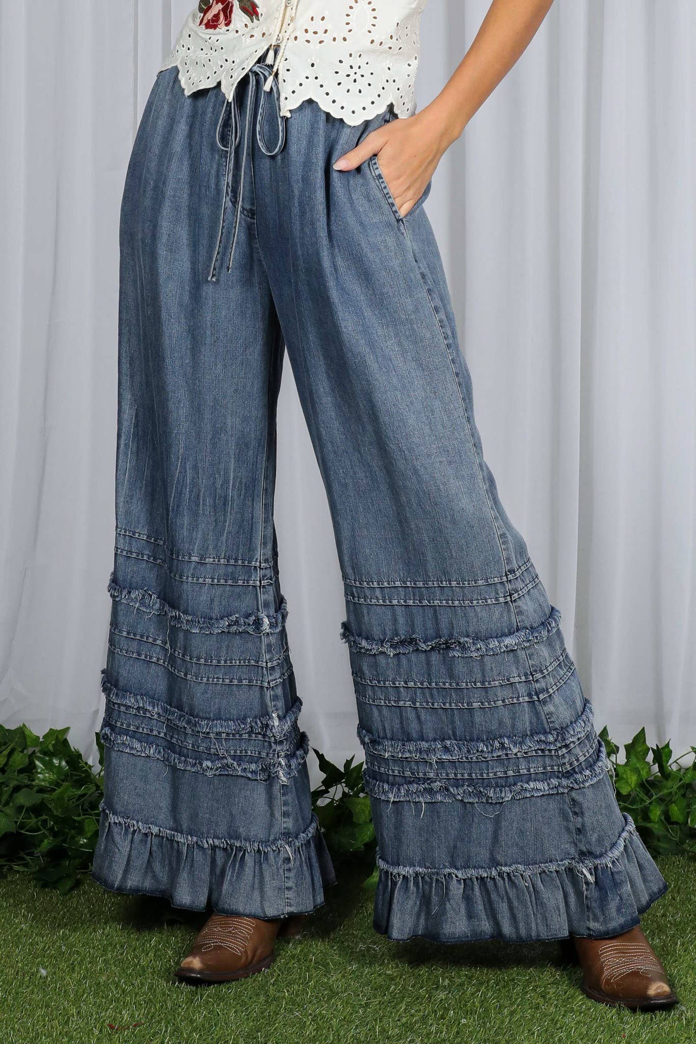 Flared Ruffle Hem Washed Chambray Crop Denim Pants VP83039
