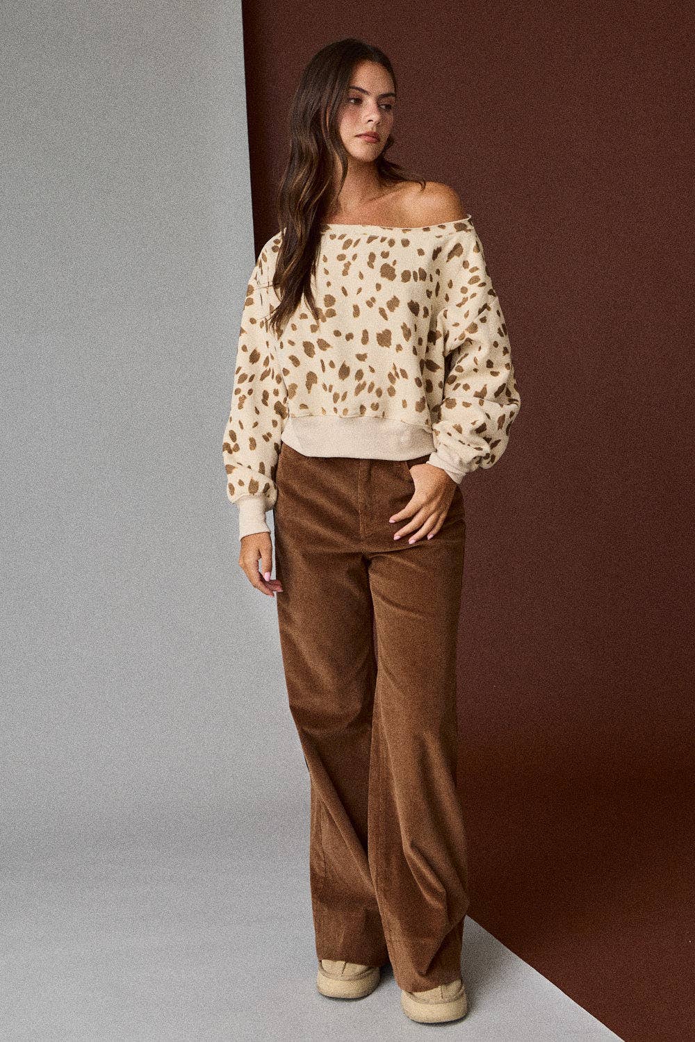 PT17835-3-ANIMAL PRINT BOAT NECK LS TOP